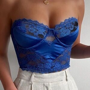 Lace corset top💙💙